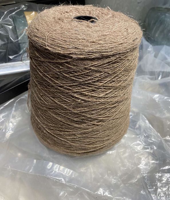 Нитки все 4 шт