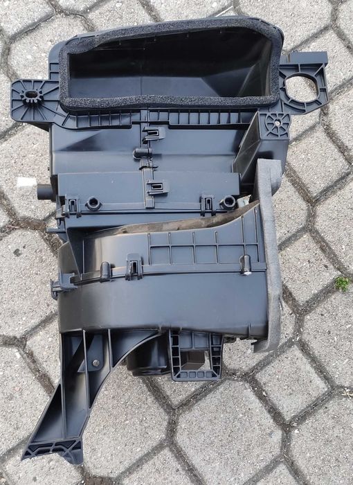 Mazda cx-30 głośniki subufer,nagrzewnica , pedał hamulca ,gazu