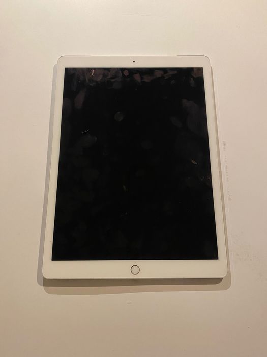 iPad Pro 12,9" 128GB 1 gen + Apple Pencil + Etui + Klawiatura