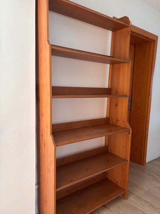 Regał drewniany Ikea