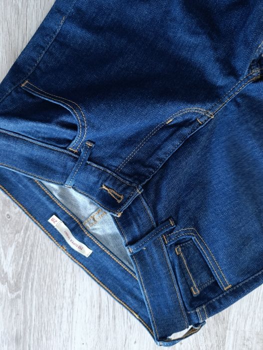 Spodnie damskie 710 super skinny 28