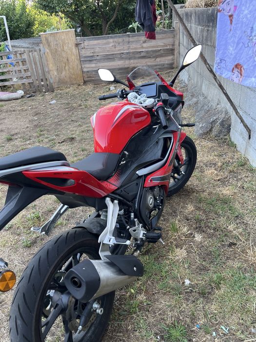 QJ motor SRK125R