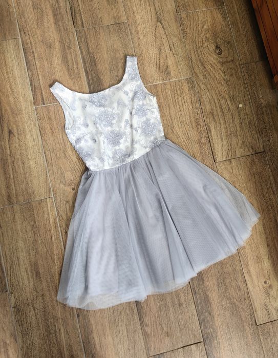 Tiulowa Sukienka wieczorowa, wyjściowa, balowa. Niebiesko - szara.