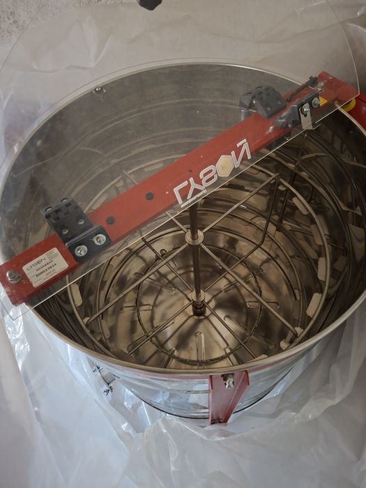 Vendo material apícola