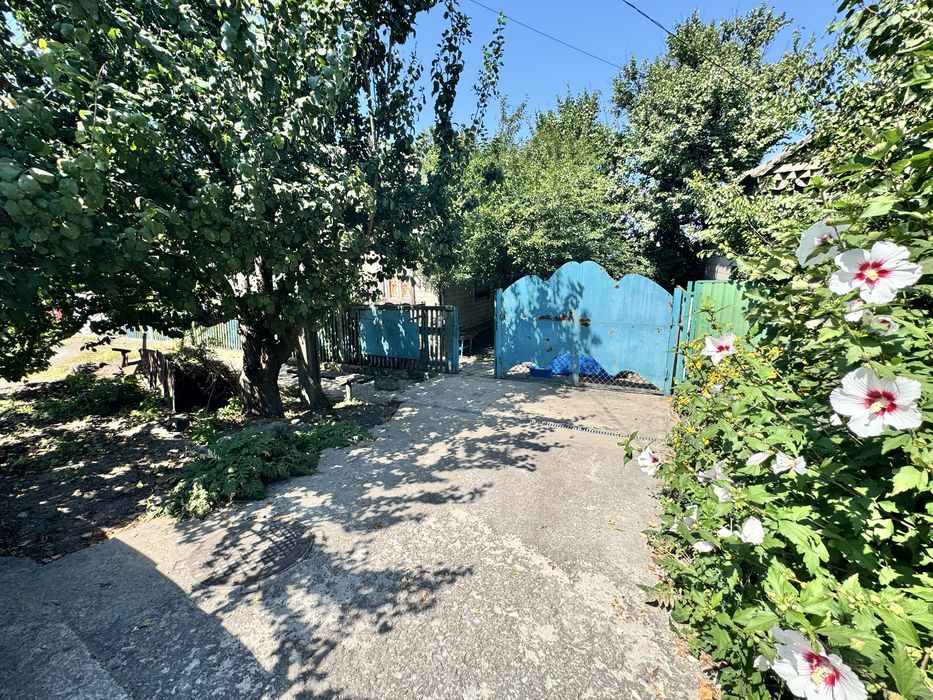 Продам Дом в Романково ( Каменское 1.5 км., правый берег )Днепр 50 км.