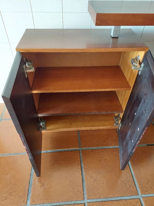 Móvel sapateira em cerejeira e wenge