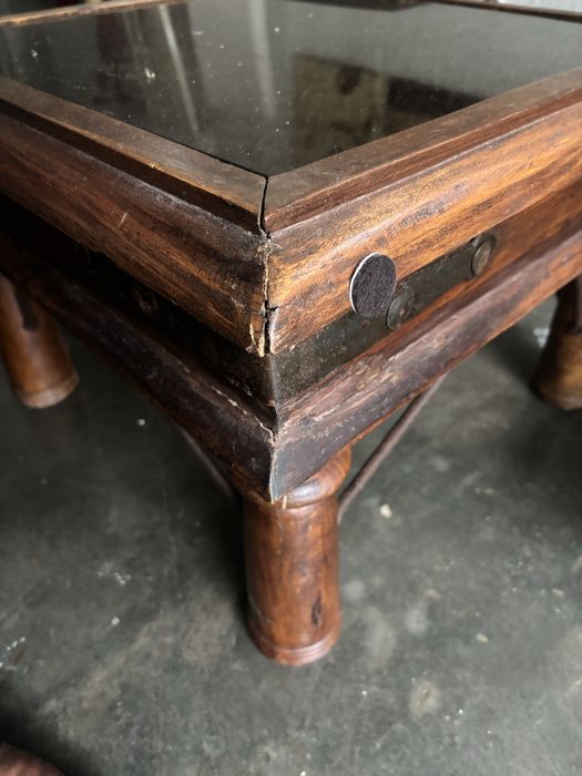 Mesa de apoio em madeira e ferro - rustica