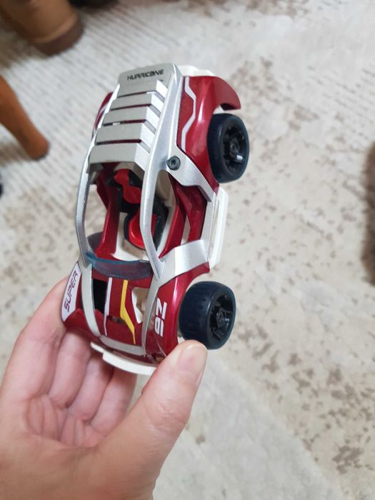 Машинки іграшки.