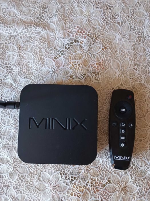Продам ТВ приставку Minix Neo U22-XJ