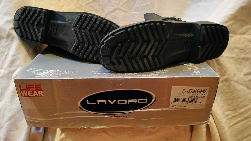 Botas lavoro novas