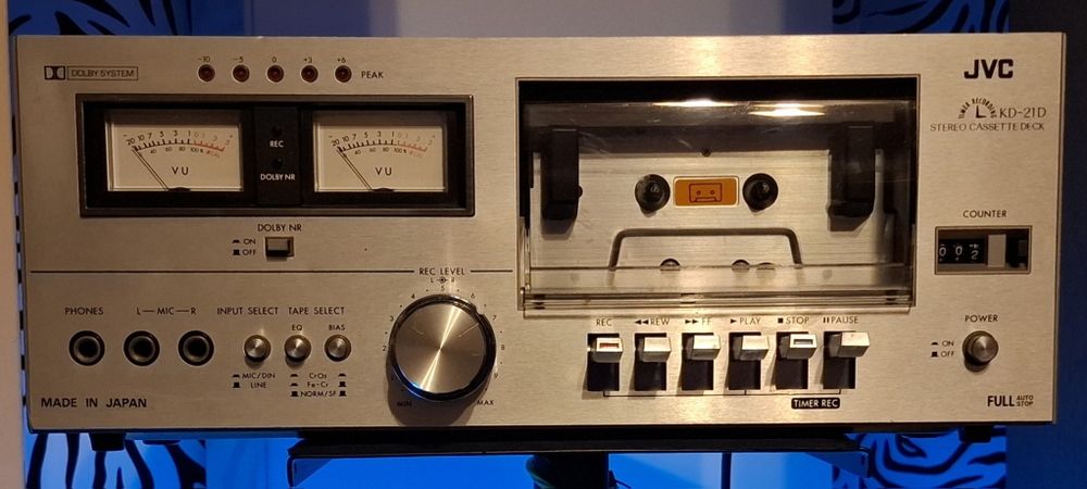 Magnetofon kasetowy JVC