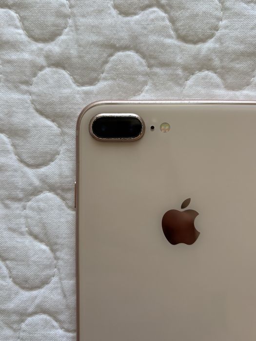Iphone 8 Plus - 64GB - Dourado