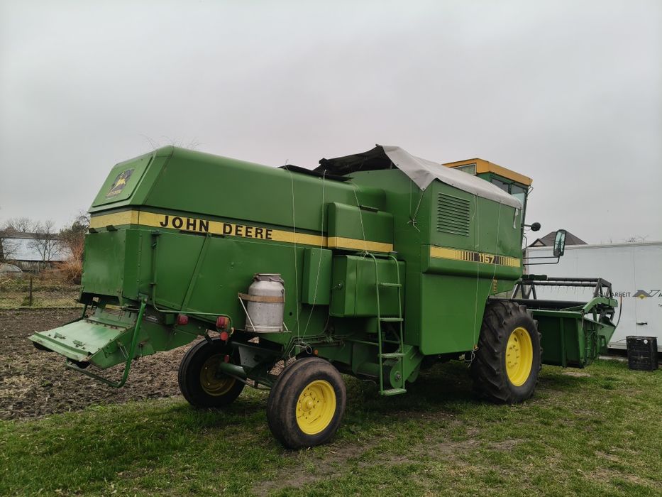 Комбайн John Deere 1157