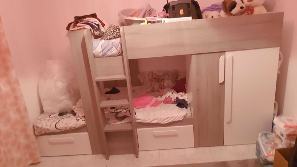 Beliche novo com colchoes