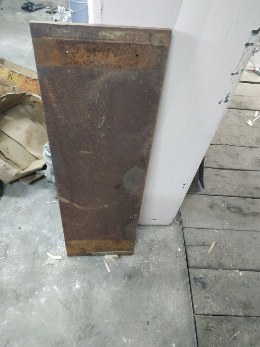 Плита металева товщиною 2см 120см*38см