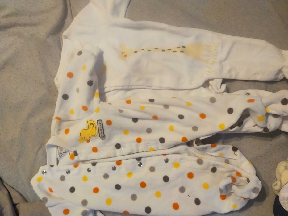 Zestaw ubrań roz 62-68