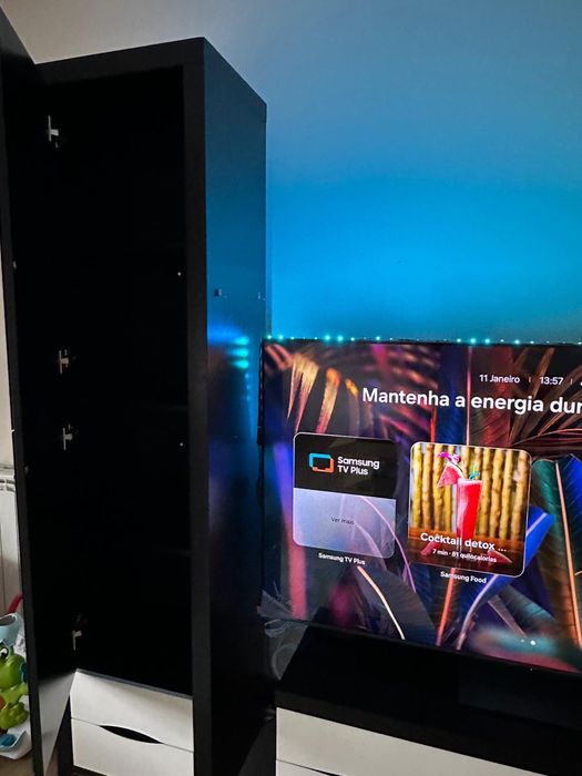 Móvel para televisão