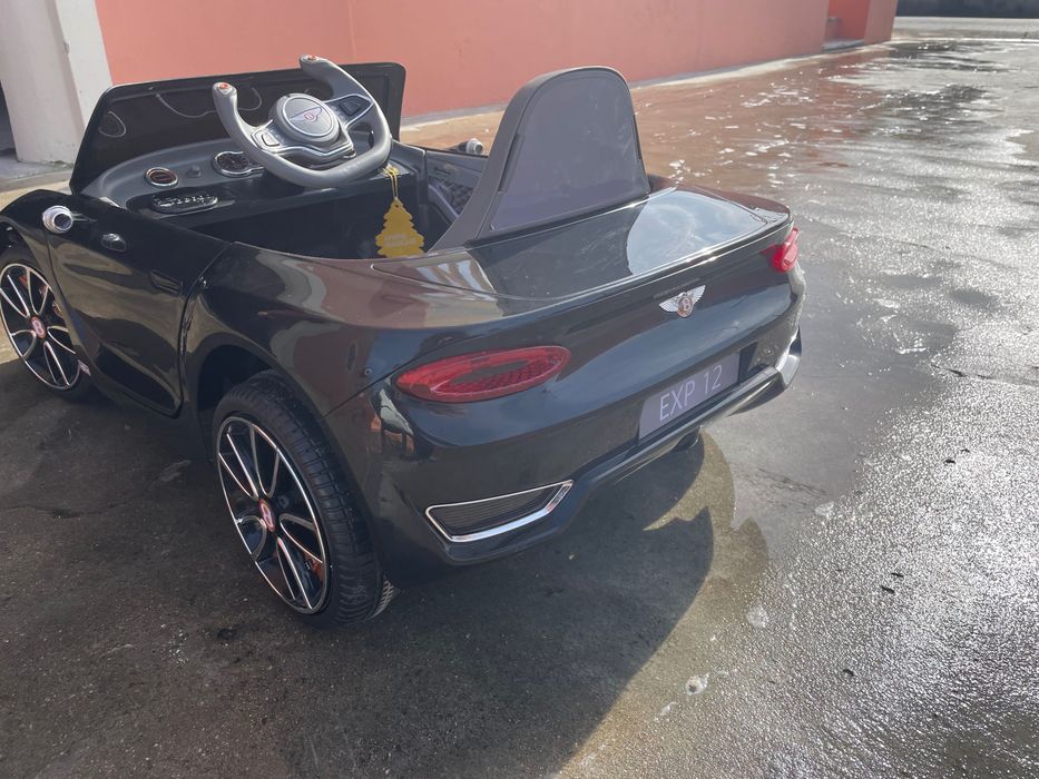 Carrinho elétrico criança