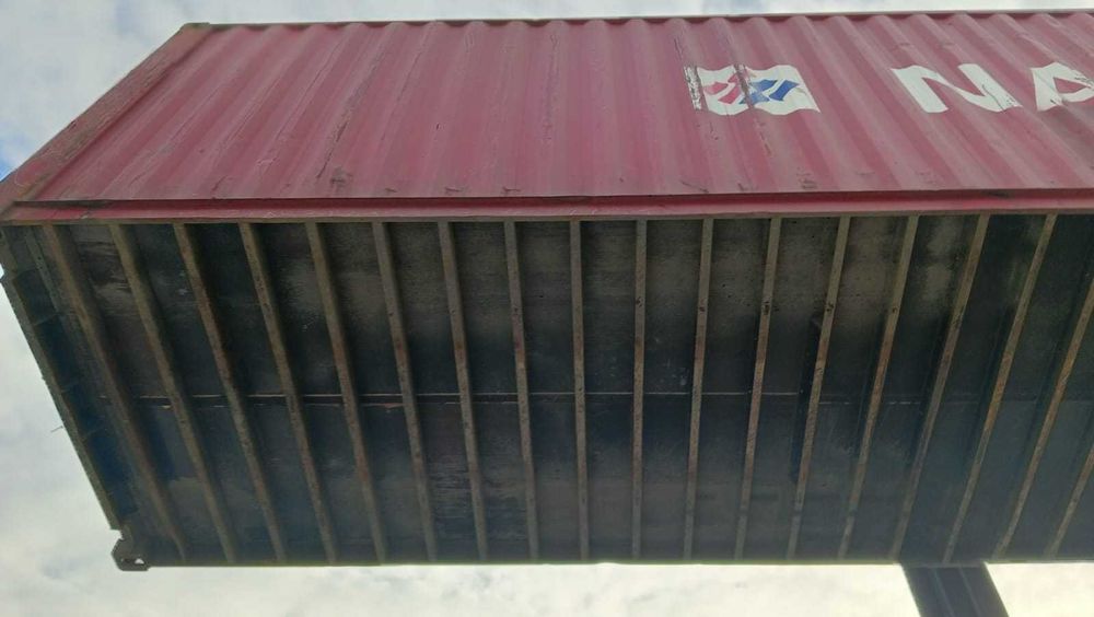 Kontener 40HC – stalowy, szczelny, wysoki, magazynowy