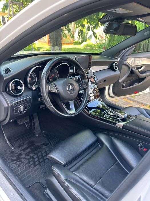 Mercedes-Benz c300 2015