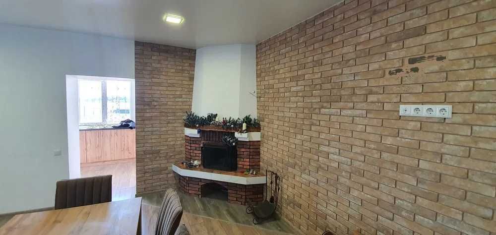 (13) Продам 2 поверховий будинок у Сухому Лимані. 170 м²