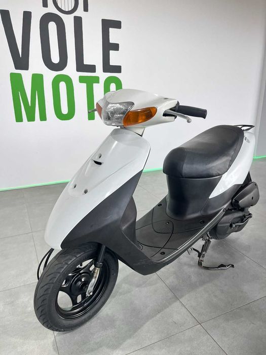 Скутер Suzuki Lets 3