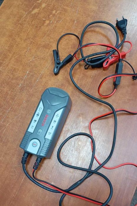 Зарядное устройство BOSCH C3 для аккумулятора