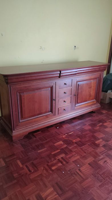 Móvel de sala em cerejeira estilo Luís xv