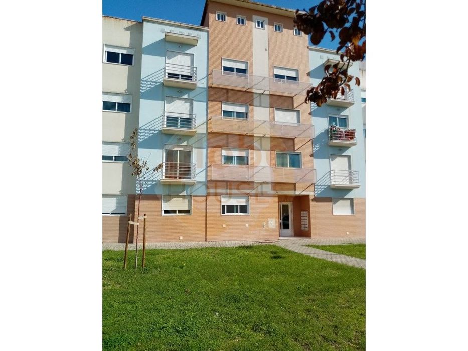 Apartamento T0 transformado em T1 em Paio Pires — Seixal, Arrentela E Aldeia De Paio Pires, Setúbal