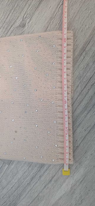 Pudrowa cieńka czapka Reserved