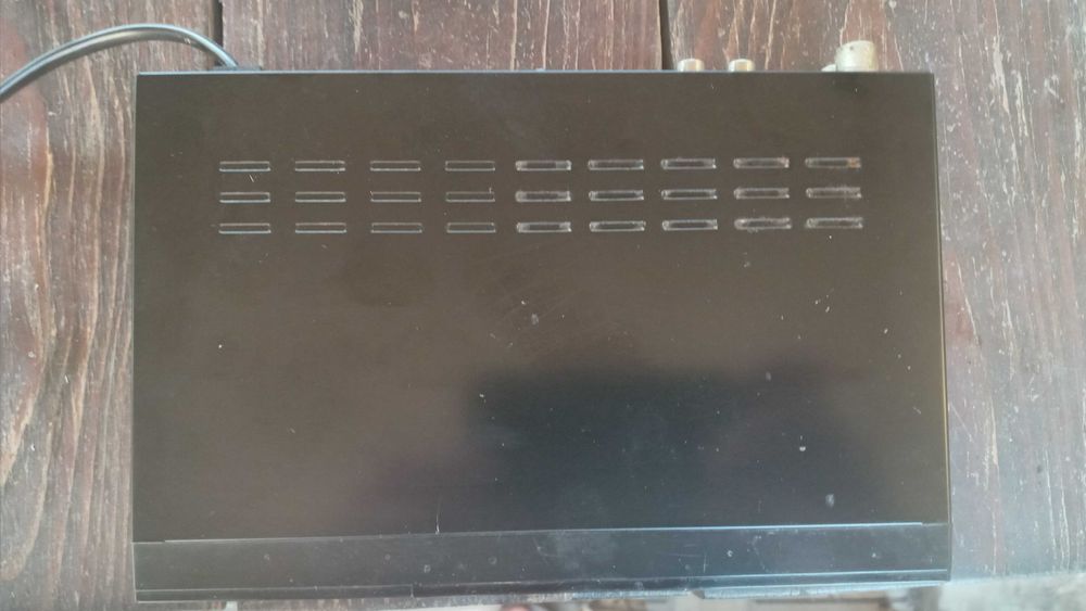 Цифровая приставка Strong SRT 8500 DVB-T2