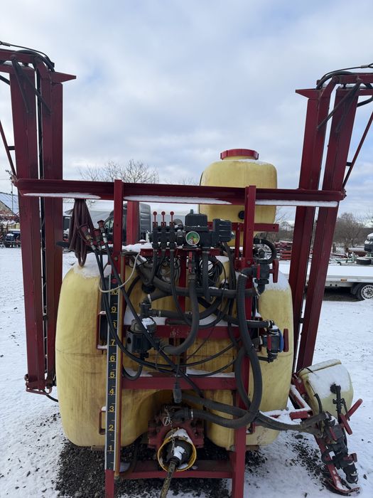 оприскувач Hardi 1000л 12м гідравліка