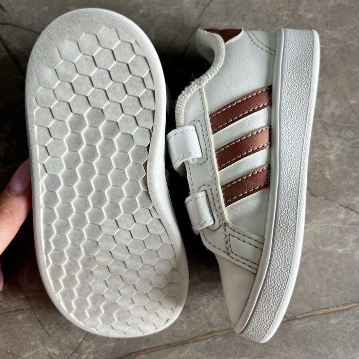 Дитячі кросівки Adidas Grand Court EF0116