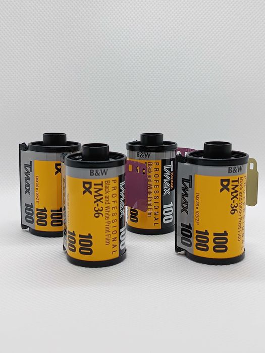 Rolo fotográfico Kodak TMax 100 Professional (35mm)