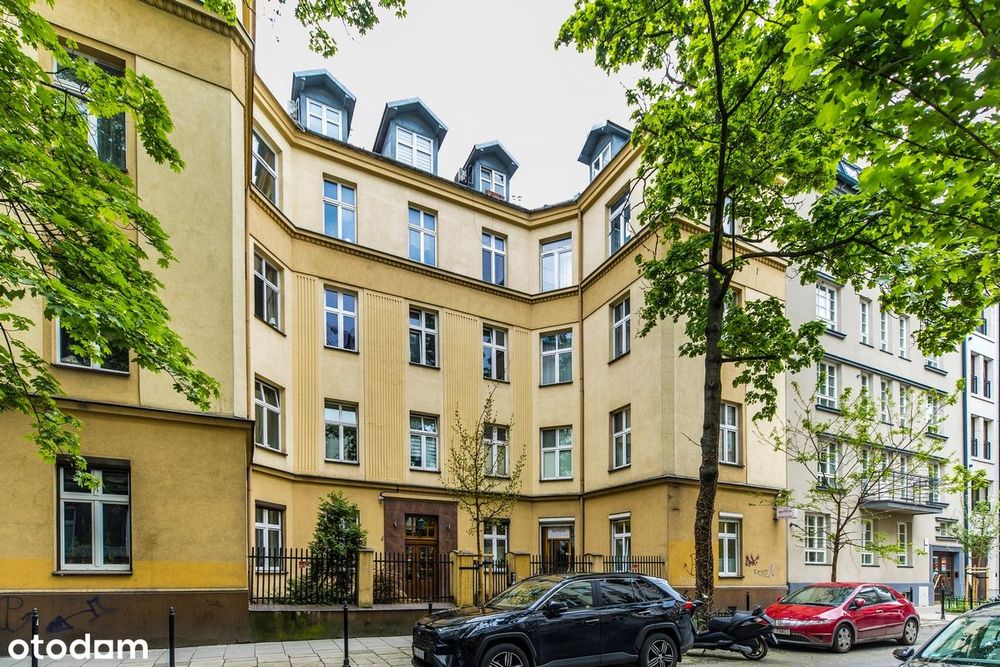 Kraków, Stare Miasto - 2-pok. mieszkanie w kamienicy / Suterena