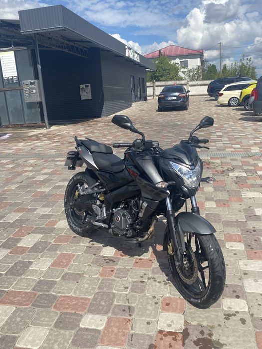bajaj pulsar ns 200