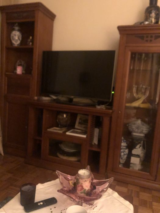 Vendo movel de sala em cerejeira, impecavel,.
