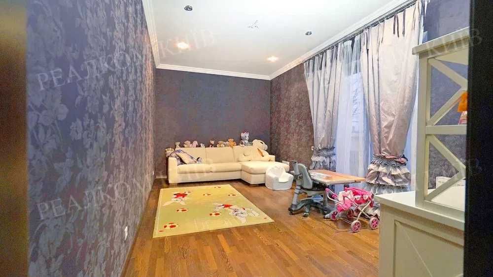 Home, sweet home!  м. Бориспіль -> центр 5 хв.! (25 соток, 350 м2)