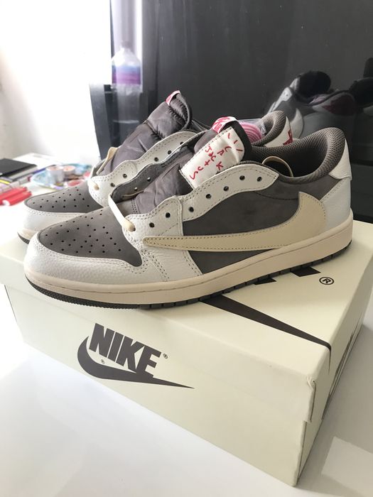 AIR JORDAN 1 LOW TRAVIS SCOTT REVERSE MOCHA