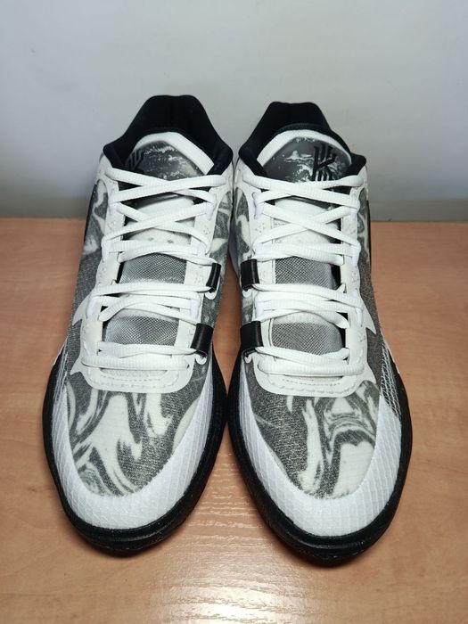 Баскетбольні кросівки Nike Kyrie 8 43, 44,45,45,5р.