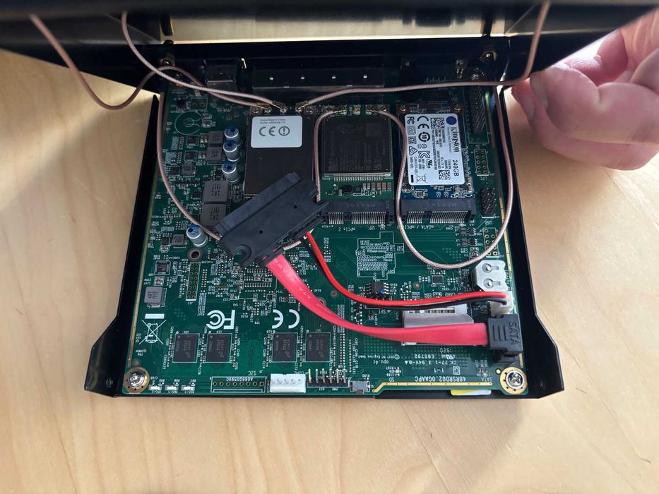 PC Engines apu4c4 4Gb RAM + Wifi + 4G WWAN