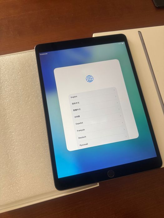 iPad Air 3 (2019) - 64GB - Muito bom estado