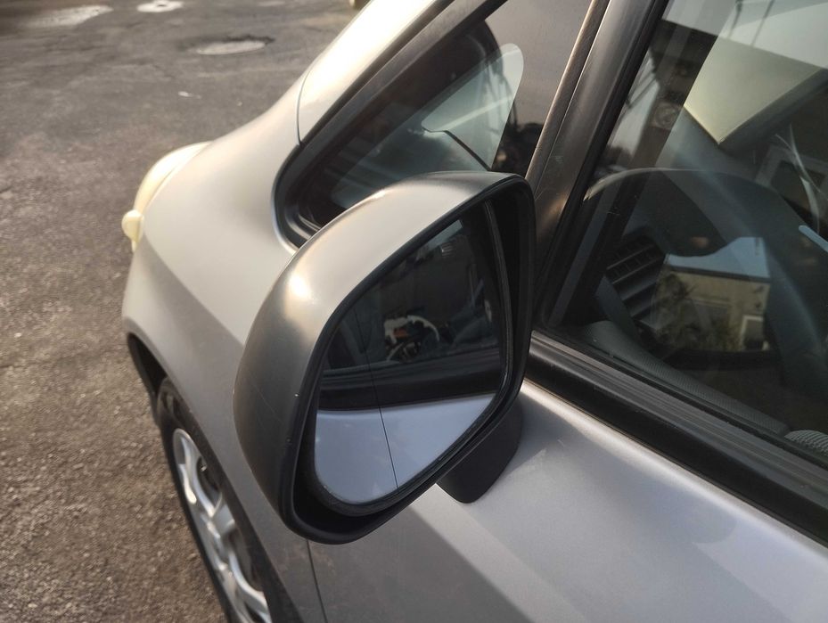 Honda Jazz II 1.2i 2004r.Lusterko zewnętrzne lewe.