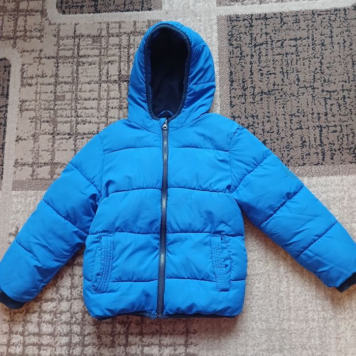 Теплі осінні куртки на 5-6 років