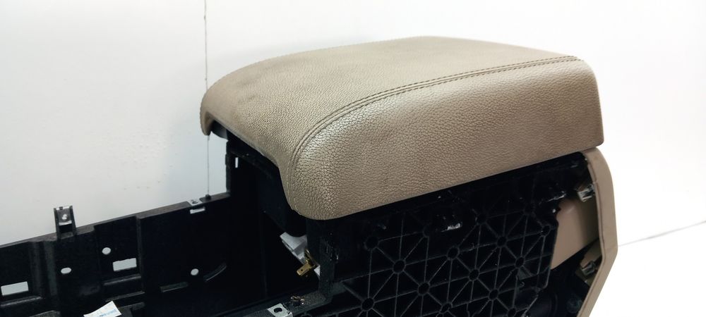 Apoio de braço LAND ROVER Range Rover Evoque (L538)