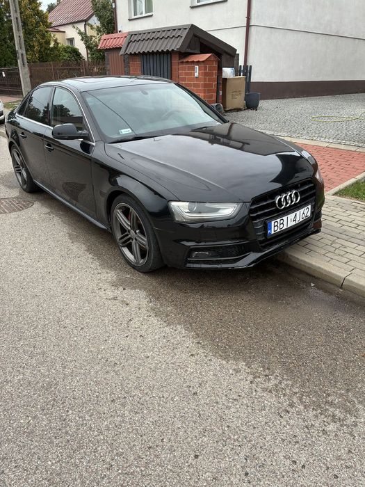 Audi A4 Limousine Audi A4 B8 Polift 2.0 TFSI S-Line Automat 4x4 2011 Uszkodzona panewka