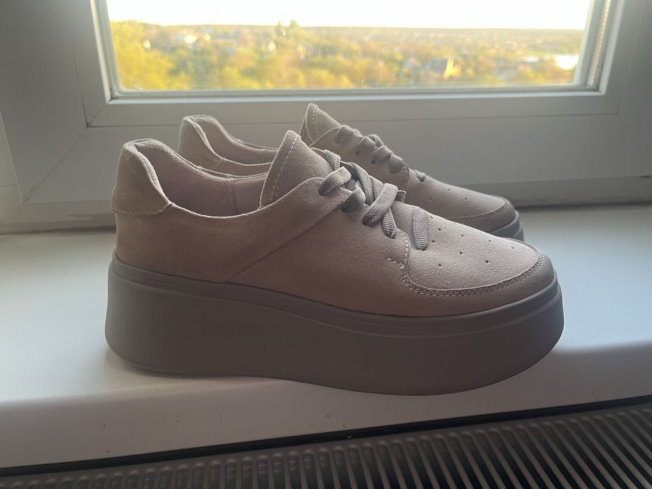 Кеди із замшу на високій підошві, трендові кеди