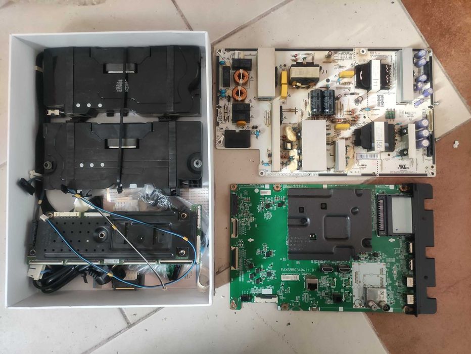 TELEWIZOR LG OLED55B23LA Płyta główna Zasilacz T-con Głośniki Wi-Fi