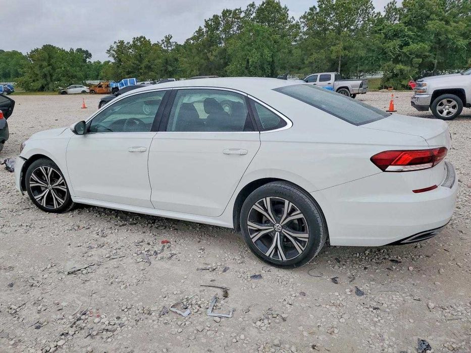 2022 VOLKSWAGEN Passat