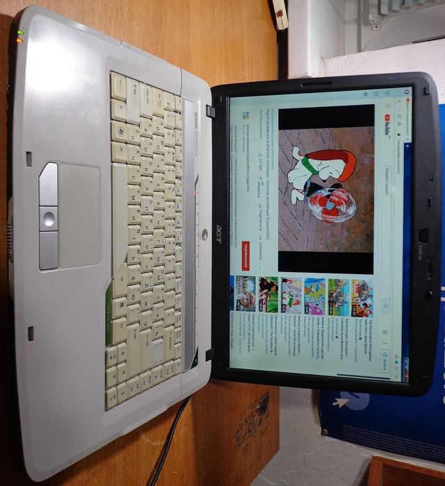 Простий та надійний ноутбук Acer Aspire 5520